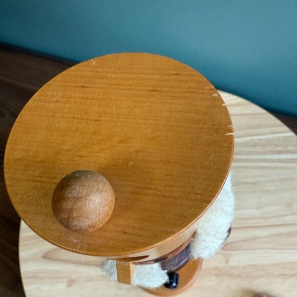 Vtg Erzgebirgische Volkskunst German Wooden Nutcracker Snowflake King  Handmade - Picture 7 of 10